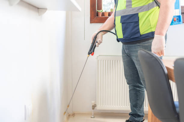 Best Best Pest Control Companies  in Fayetteville, AR